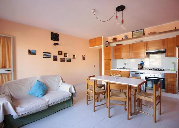 Santa Lucia Con Patio E Giardino By Wonderful Italy Cefalù